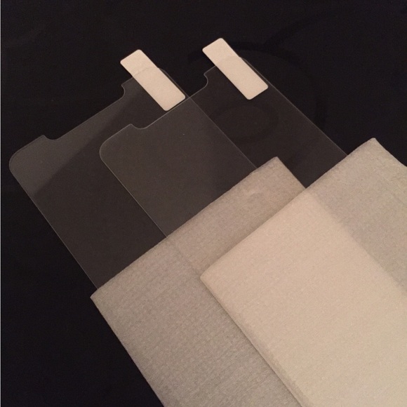 iPhone high quality clear case & 2 tempered glass protector - all phones - Picture 2 of 5